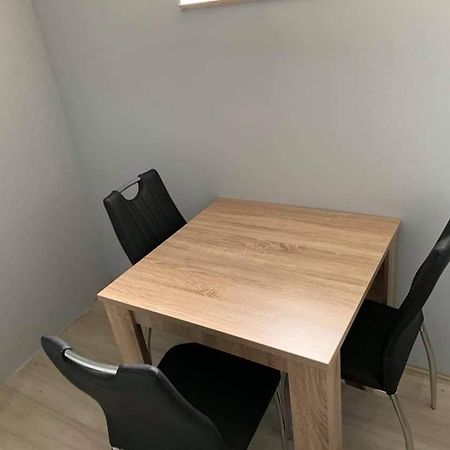 Beregi Apartman Tiszaújváros Eksteriør billede