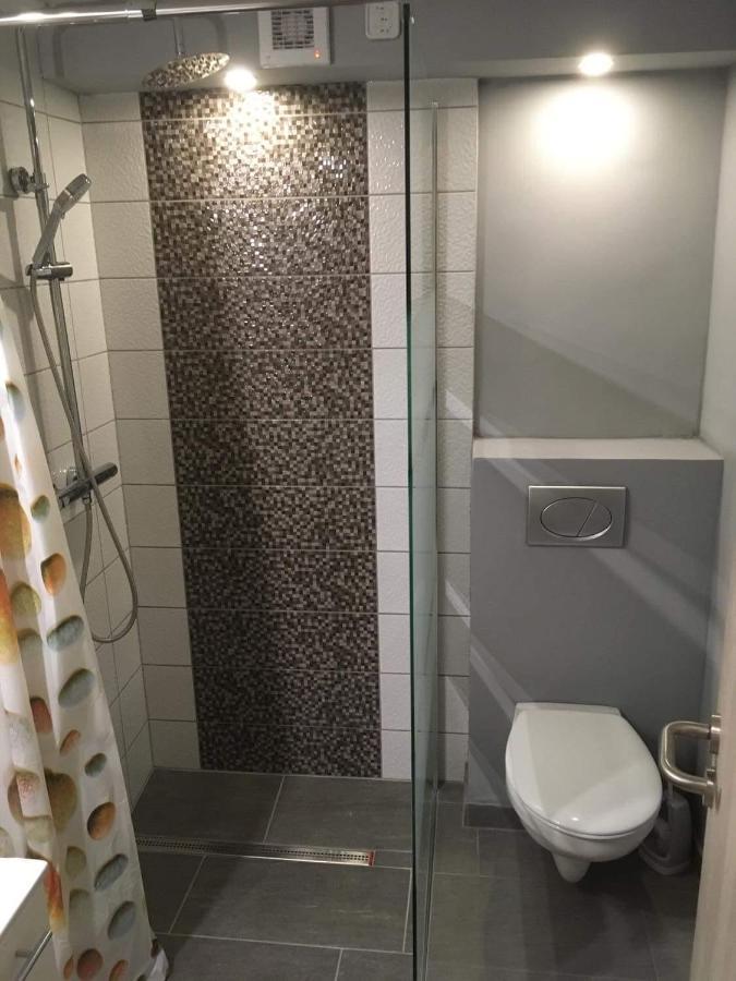 Beregi Apartman Tiszaújváros Eksteriør billede